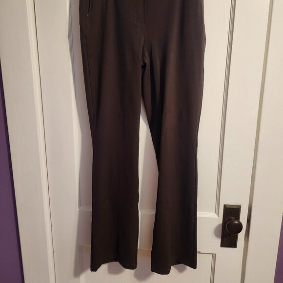 Like New Lululemon Smooth Fit Pull-On High-Rise Pant Regular in Espresso, Size 8 - Picture 6 of 6